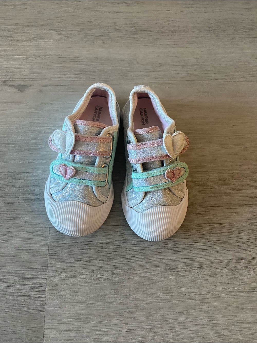 Harper Canyon Kids Sneakers in Pastel Pink, Mint & White